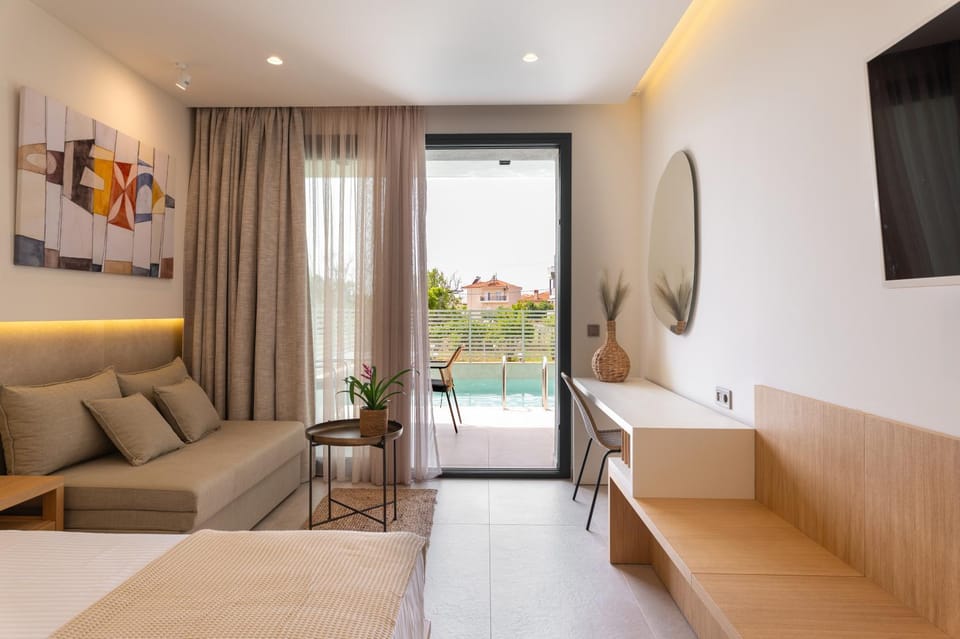 Pool view, Swimming pool