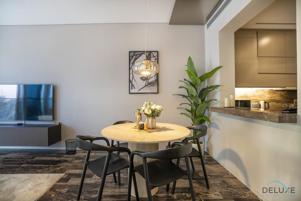 TV and multimedia, Kitchen or kitchenette, Dining area