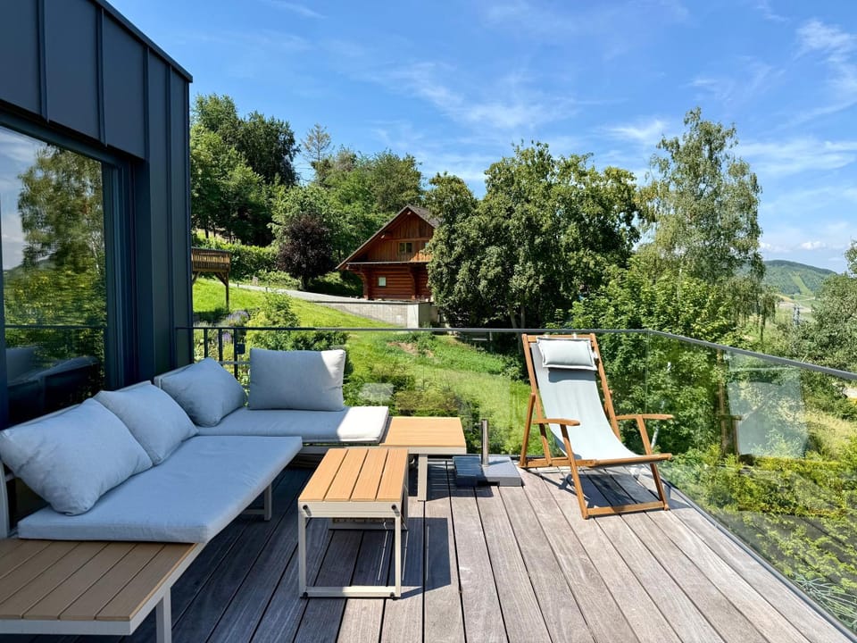 Klimatisiertes Moselloft Apartment in Trier-Saarburg
