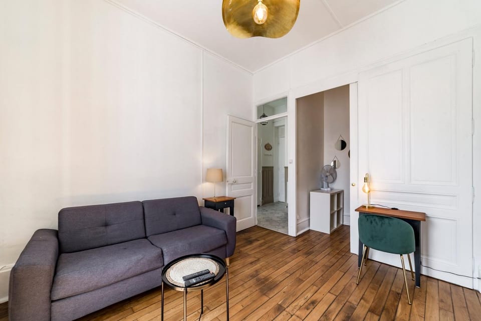 All in Lyon | T2 rénové 2024 – Lyon 6 / Villeurbanne Apartment in Villeurbanne