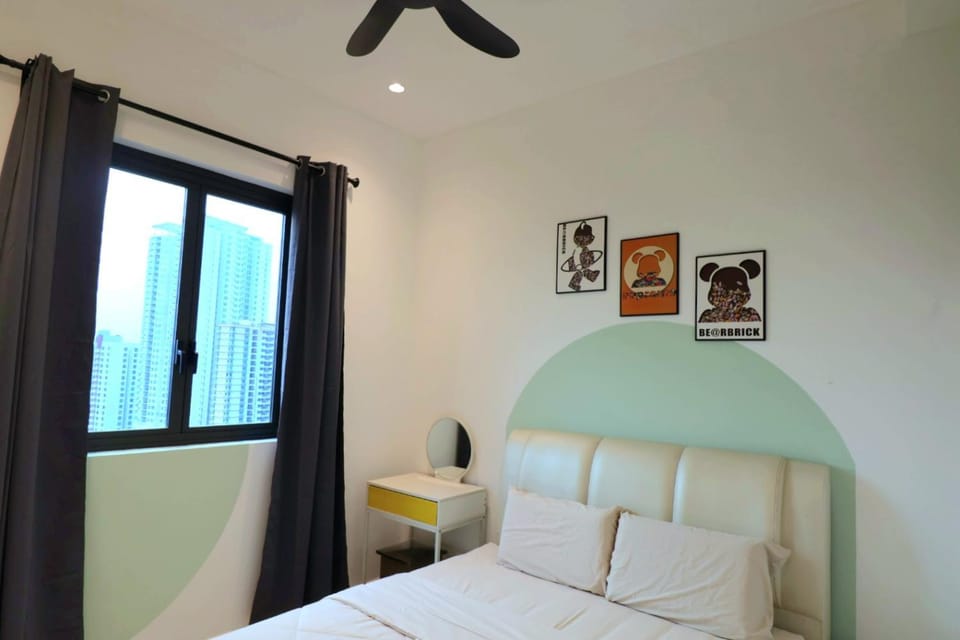 Bed, Photo of the whole room, Bedroom
