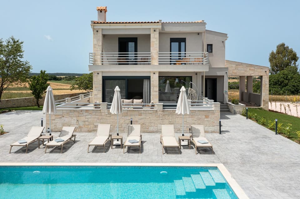 Patio, Swimming pool