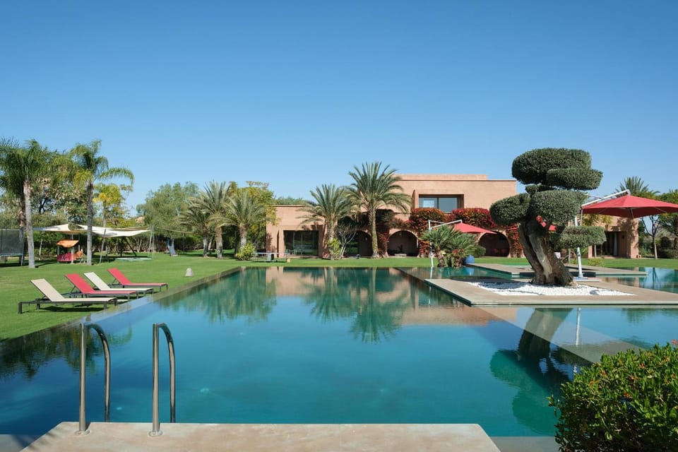 Garden, Garden view, Pool view, Swimming pool, sunbed