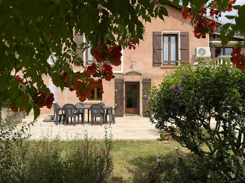 Garden, Garden view, Parking