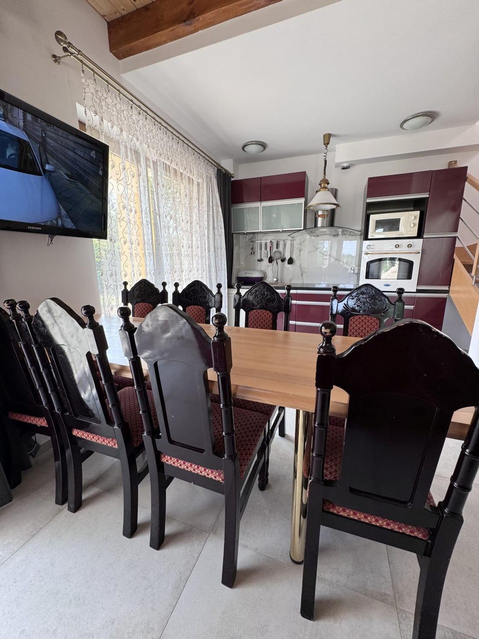 Communal lounge/ TV room, TV and multimedia, Kitchen or kitchenette, Kitchen or kitchenette, Living room, Seating area, Dining area