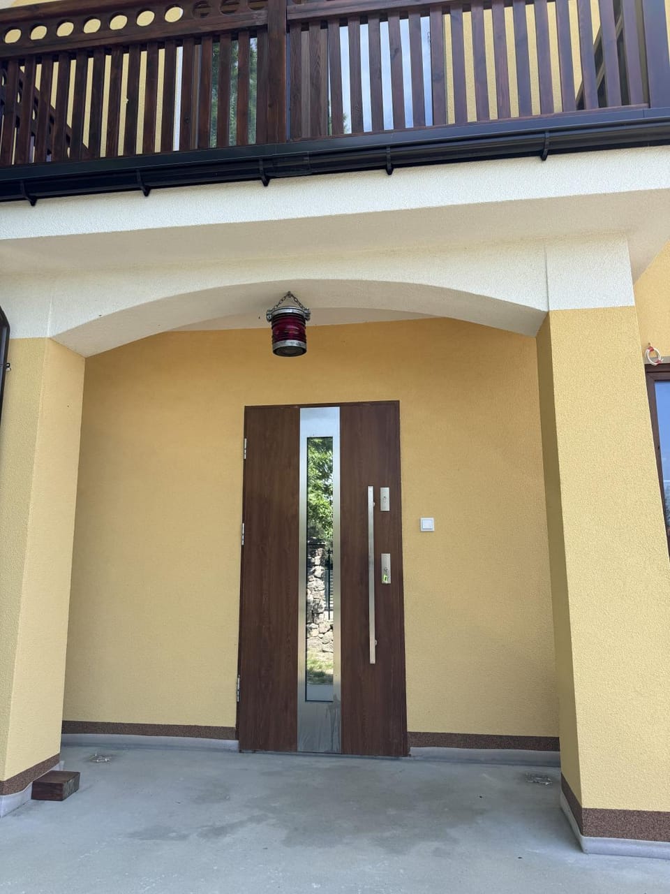 Facade/entrance, Garden