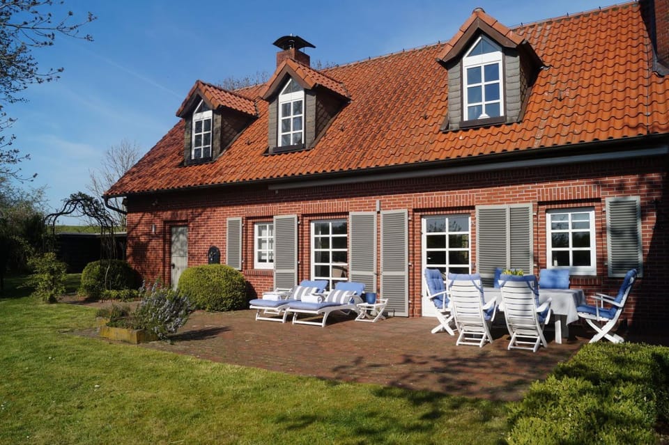 Property building, Balcony/Terrace