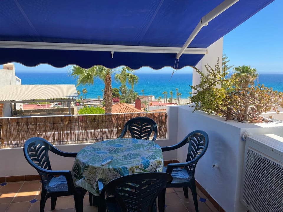 Patio, Day, Natural landscape, View (from property/room), Balcony/Terrace, Dining area, Sea view