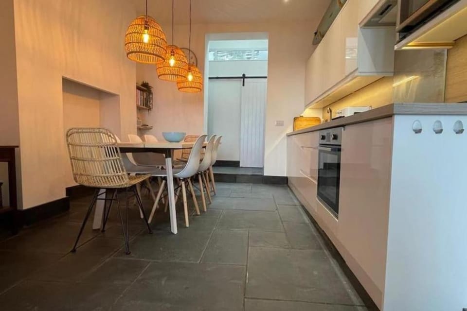 Number 7 At Rupertswood House in Ilfracombe
