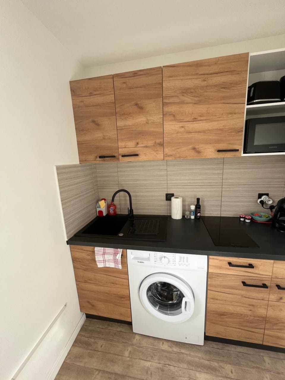 stove, toaster, washing machine