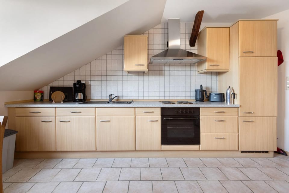 Property building, Kitchen or kitchenette, Living room