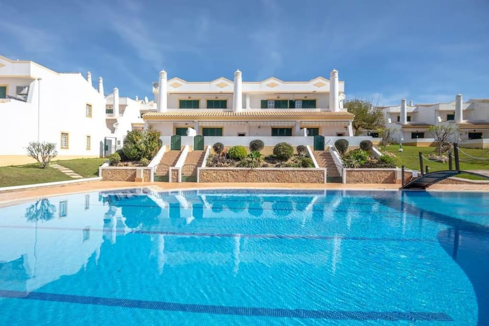 Day, Pool view, Swimming pool, Swimming pool