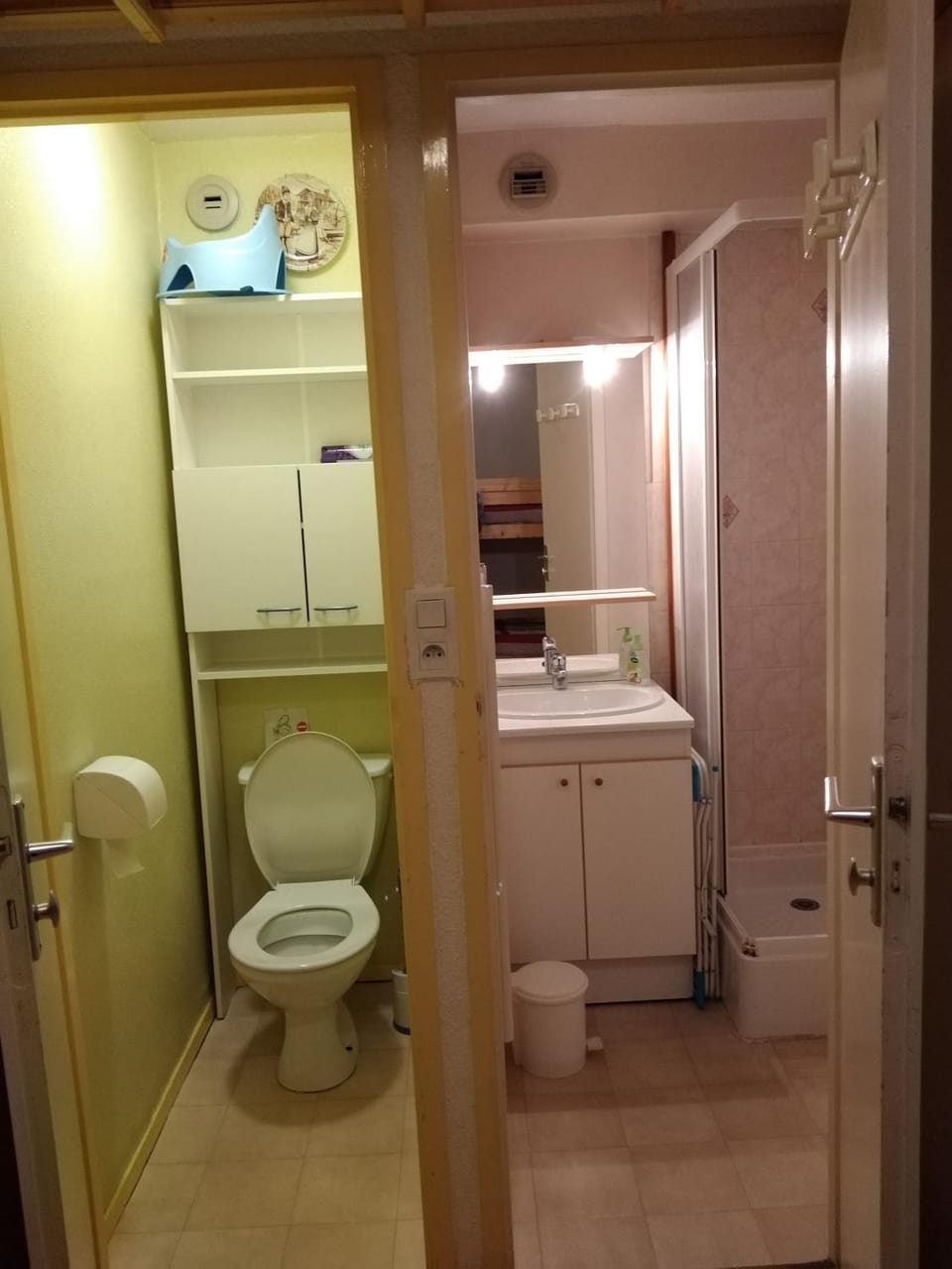 Studio Cabine, plein centre de Valloire Cabin in Auvergne-Rhône-Alpes