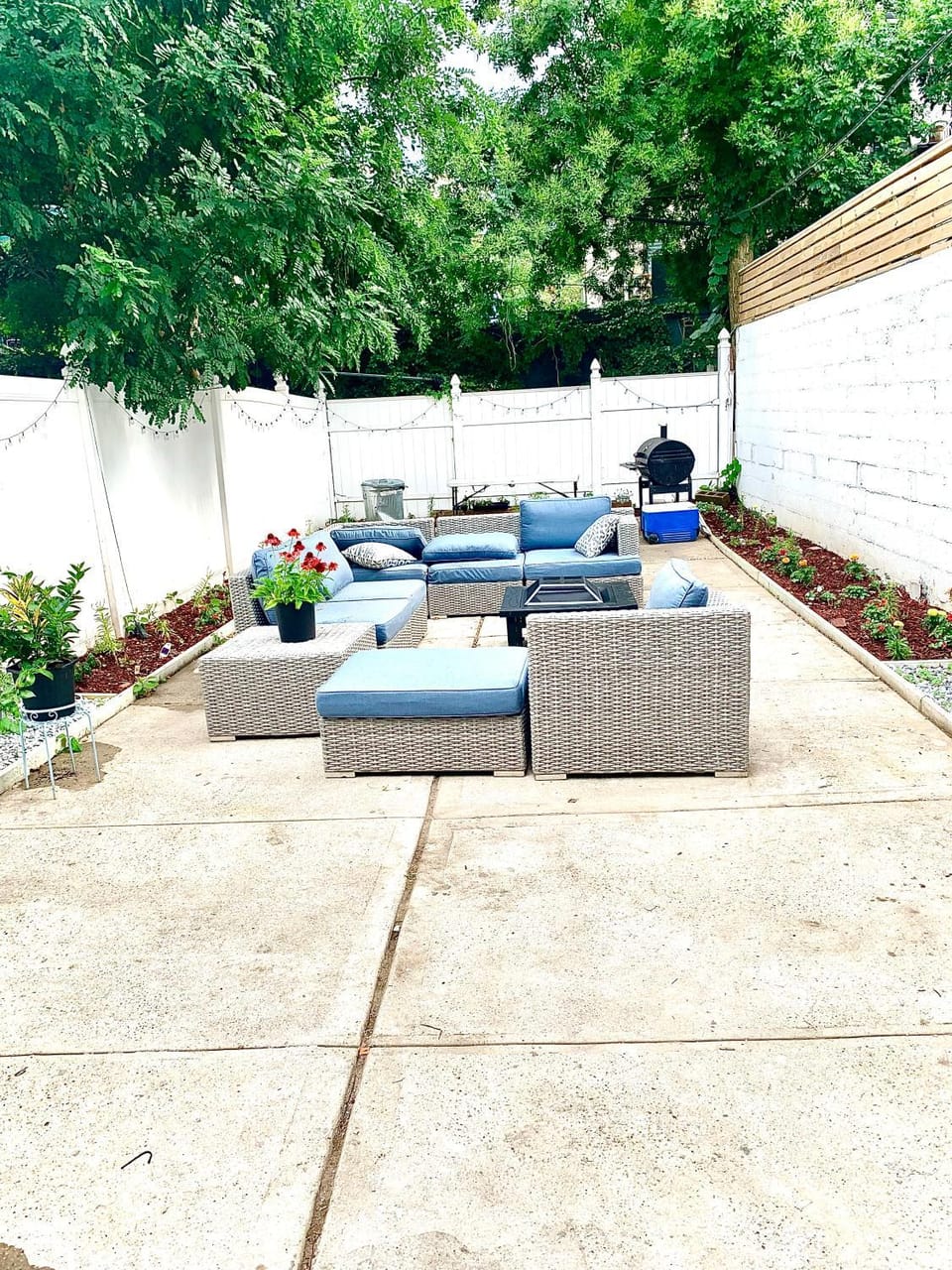 3 Bedroom Large Backyard Apartment in Bedford-Stuyvesant