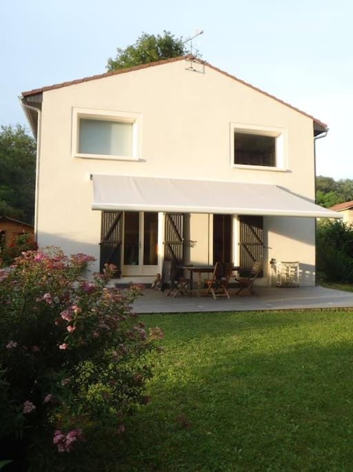 Property building, Garden view