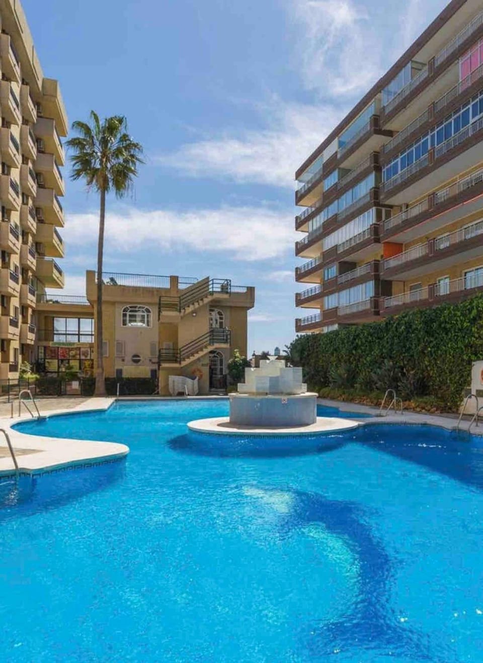 Property building, Swimming pool