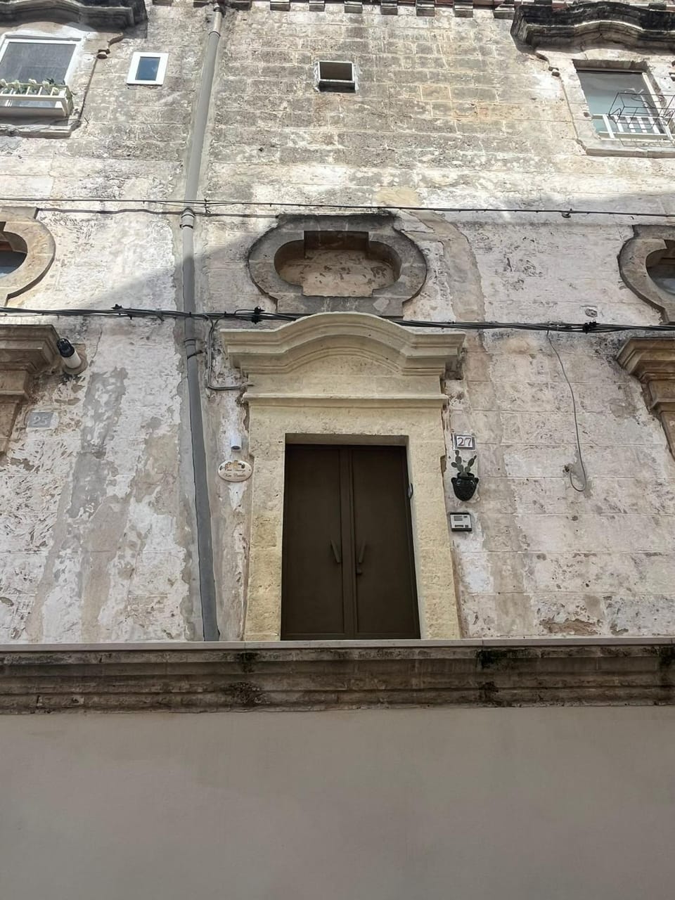 Facade/entrance