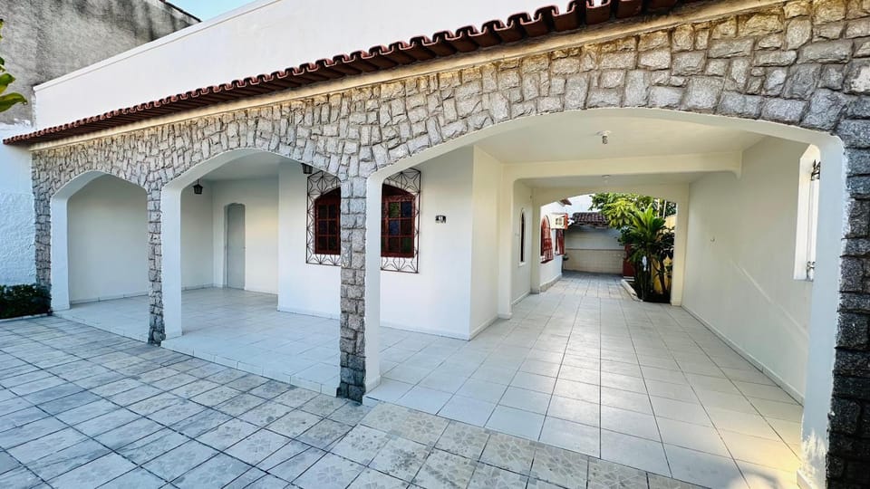 Facade/entrance, Garden