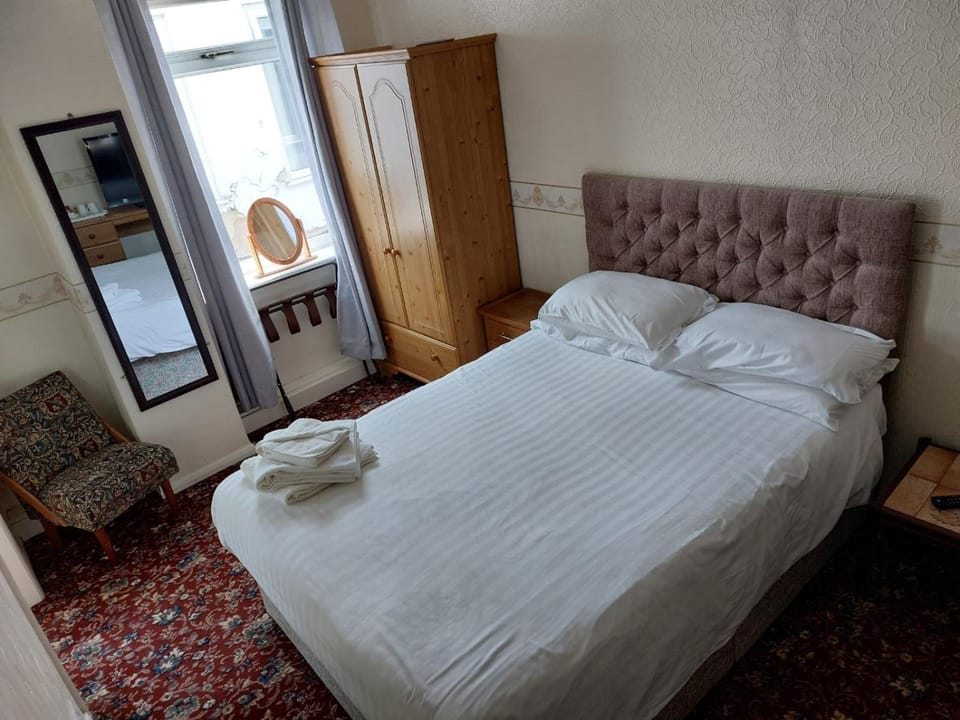 Moorville Hall Hotel Hotel in Staffordshire Moorlands District