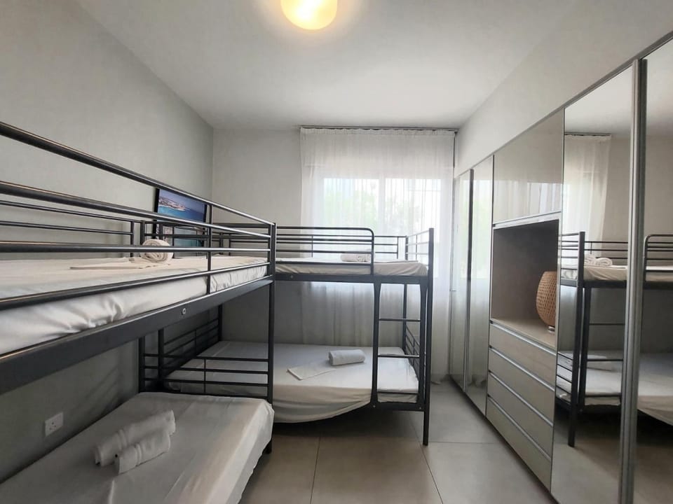 Bed, Photo of the whole room, Bedroom, bunk bed