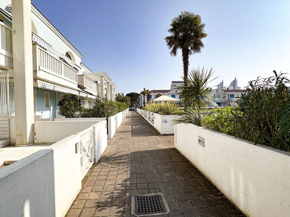 Property building, Day, Natural landscape, Sea view