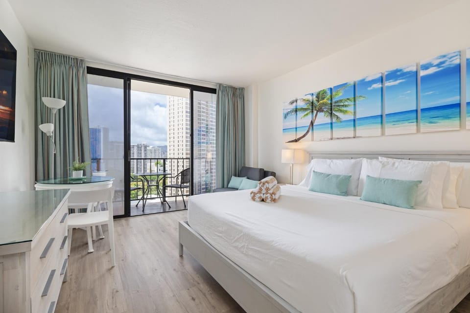 Balcony/Terrace, Bedroom, Mountain view