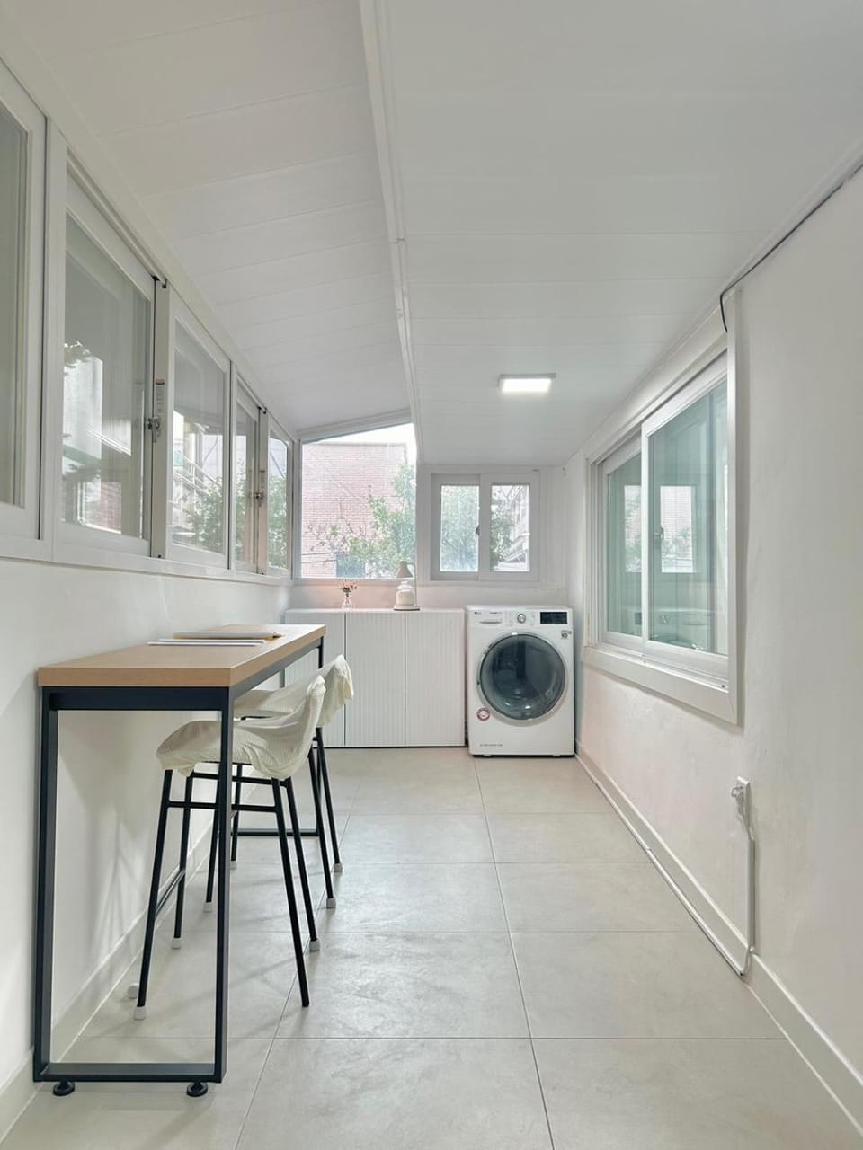 minibar, washing machine