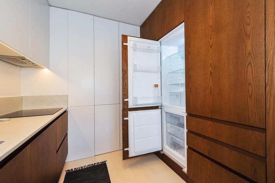 Kitchen or kitchenette, kitchen