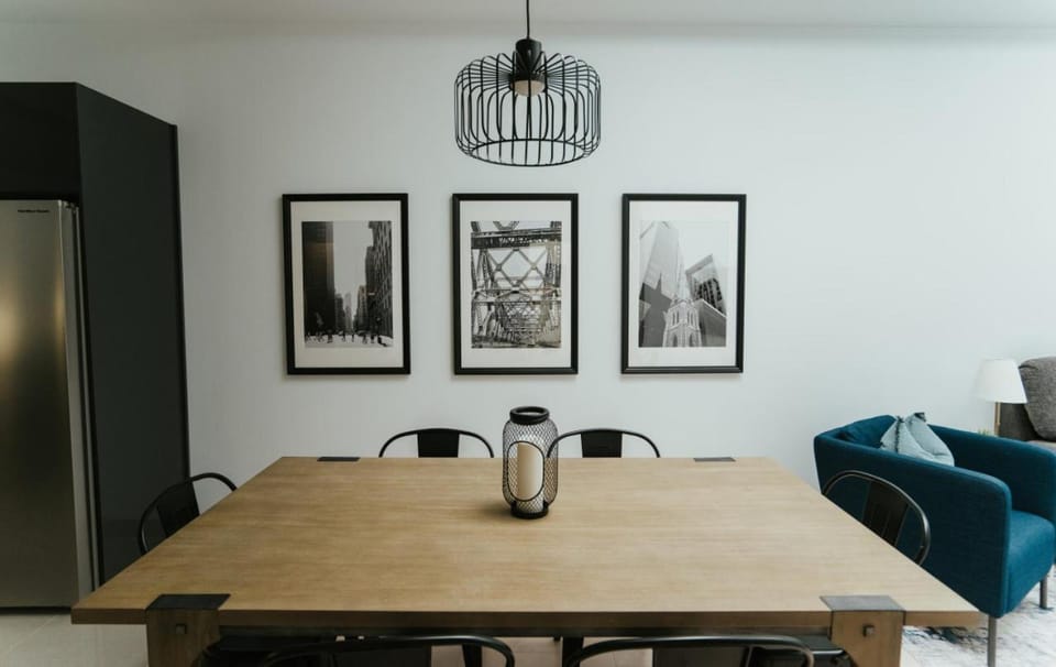 Living room, Seating area, Dining area