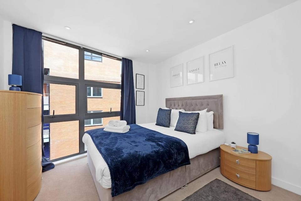Spacious 2-bed Apartment Short Term Rental & Flexible Renting Canary Wharf! Apartment in London