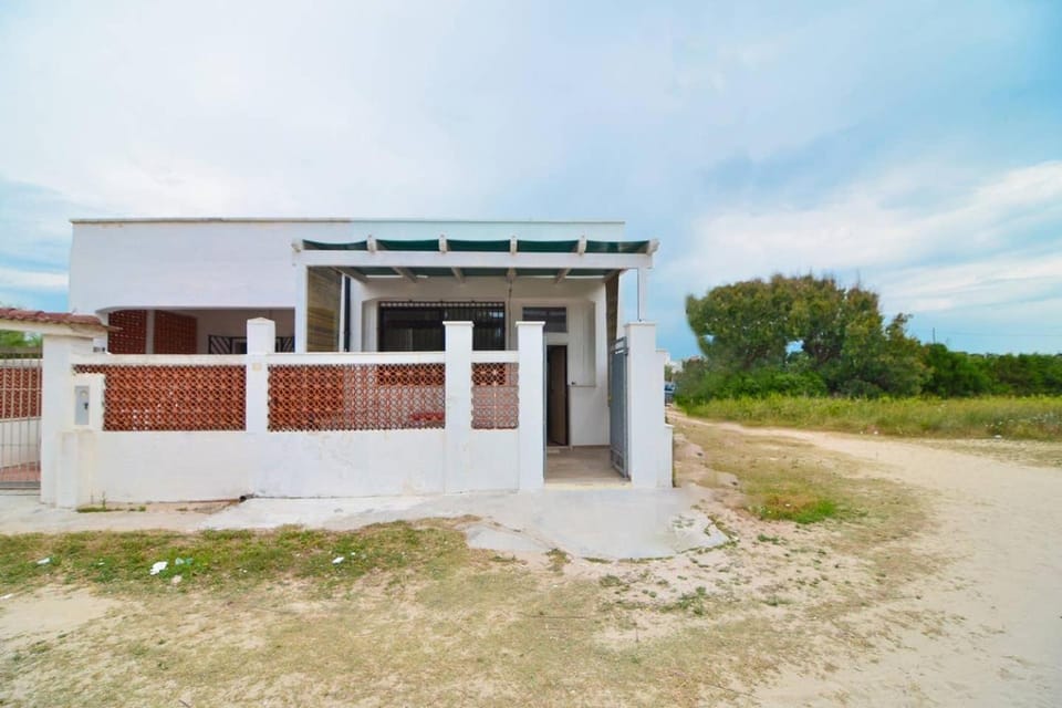 Property building, Day, Garden