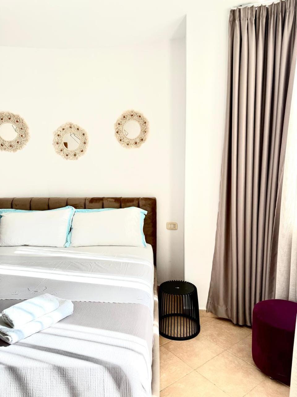 Decorative detail, Bedroom