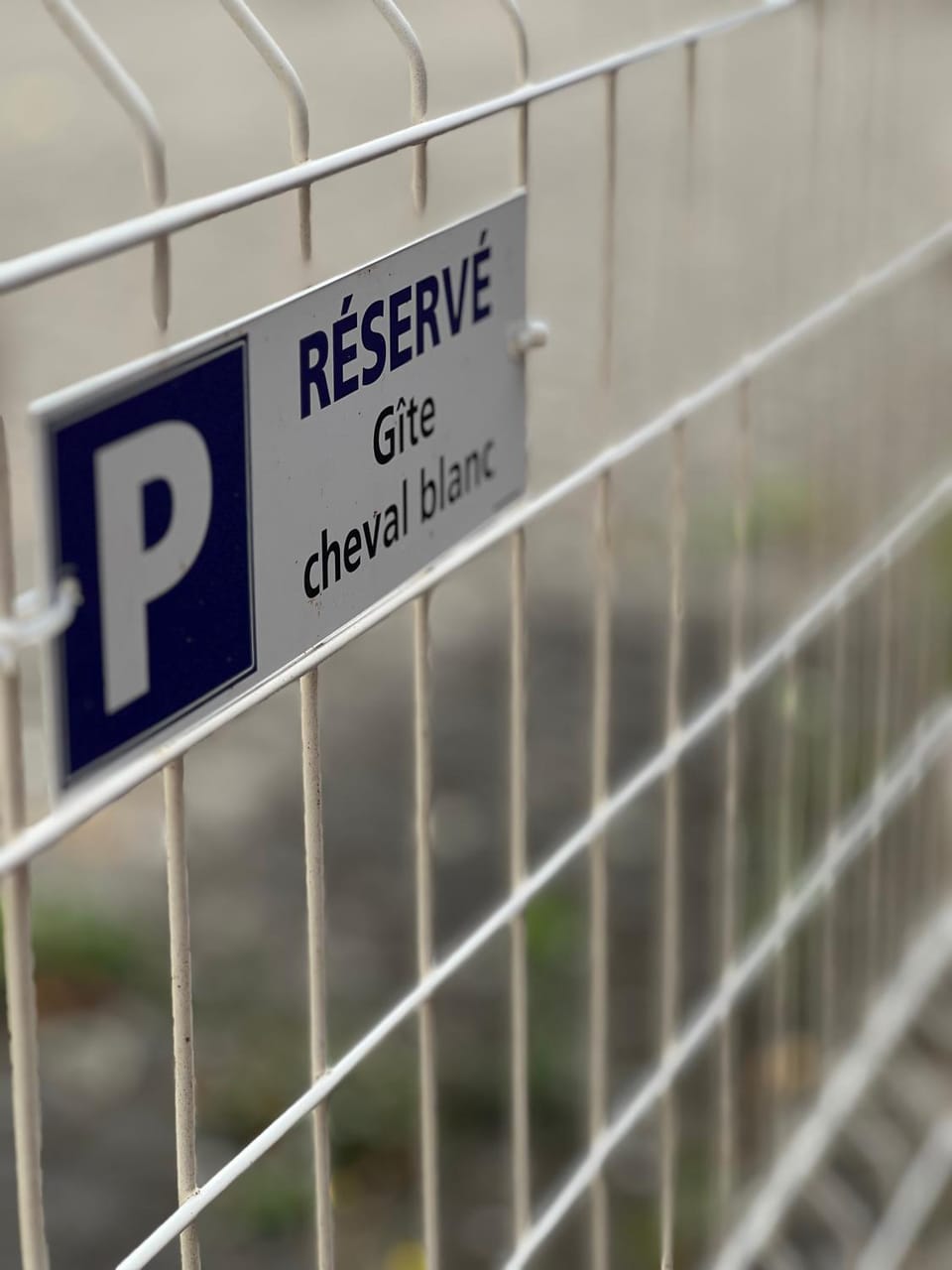 Logo/Certificate/Sign, Parking
