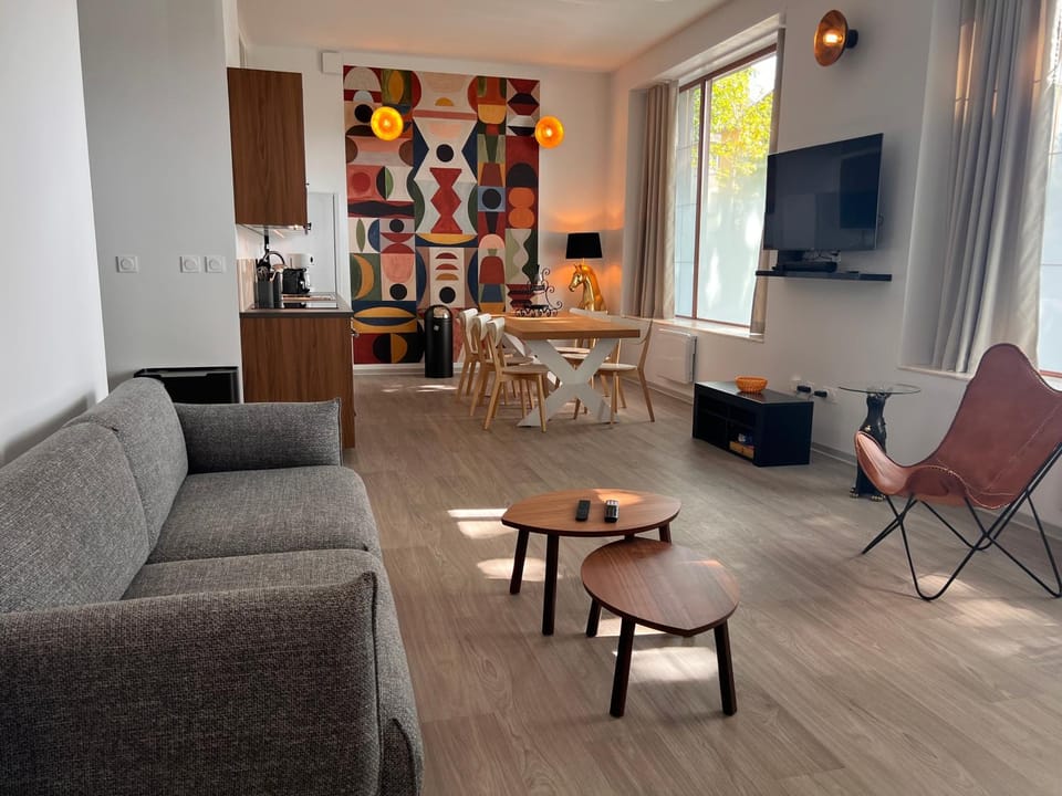 Communal lounge/ TV room, Living room, Lounge or bar, Seating area