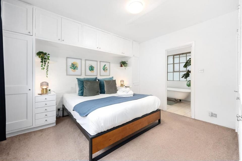One Bedroom Apartment Short Term Rental & Flexible Renting Hoxton With Free Wifi Apartment in London Borough of Islington