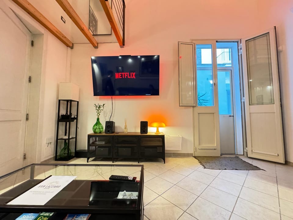 TV and multimedia, Living room, Evening entertainment, Garden view, heating, air conditioner