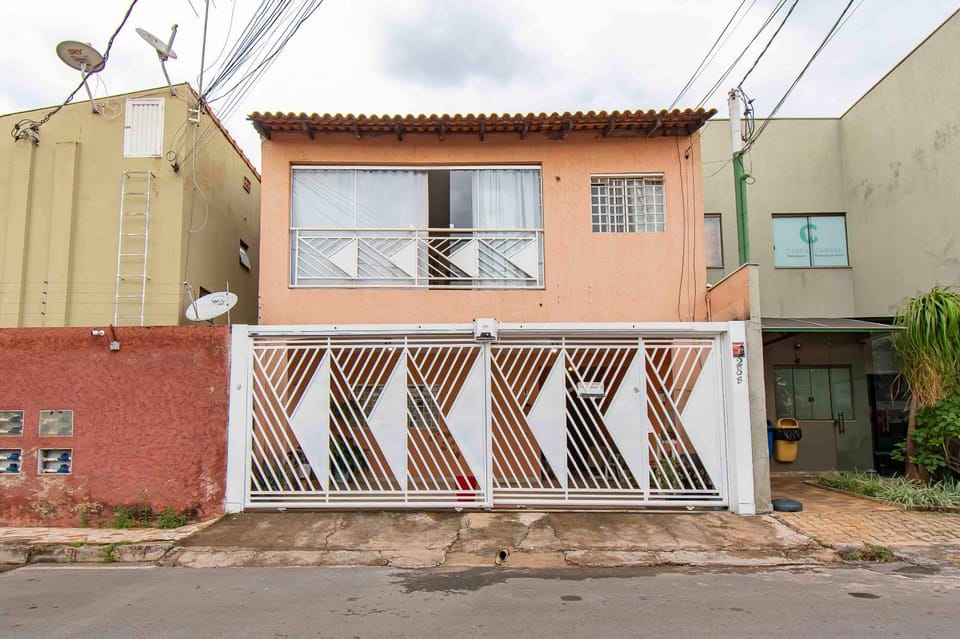 Property building, Street view
