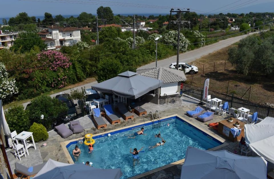 Balcony/Terrace, Garden view