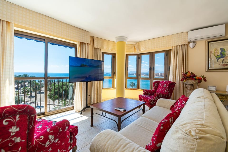 TV and multimedia, Living room, Sea view
