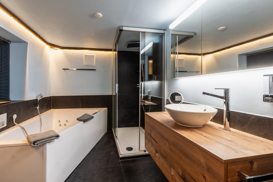 Shower, Bathroom, Bath