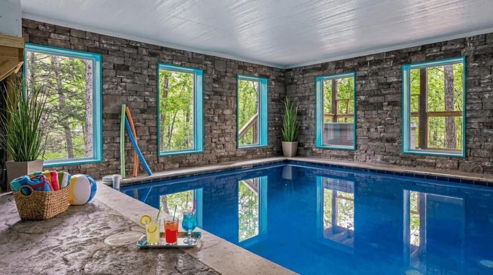 Mountain Majesty By Ghosal Luxury Lodging House in Gatlinburg