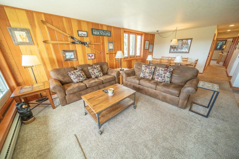 Pines 2147 by SummitCove Lodging House in Keystone