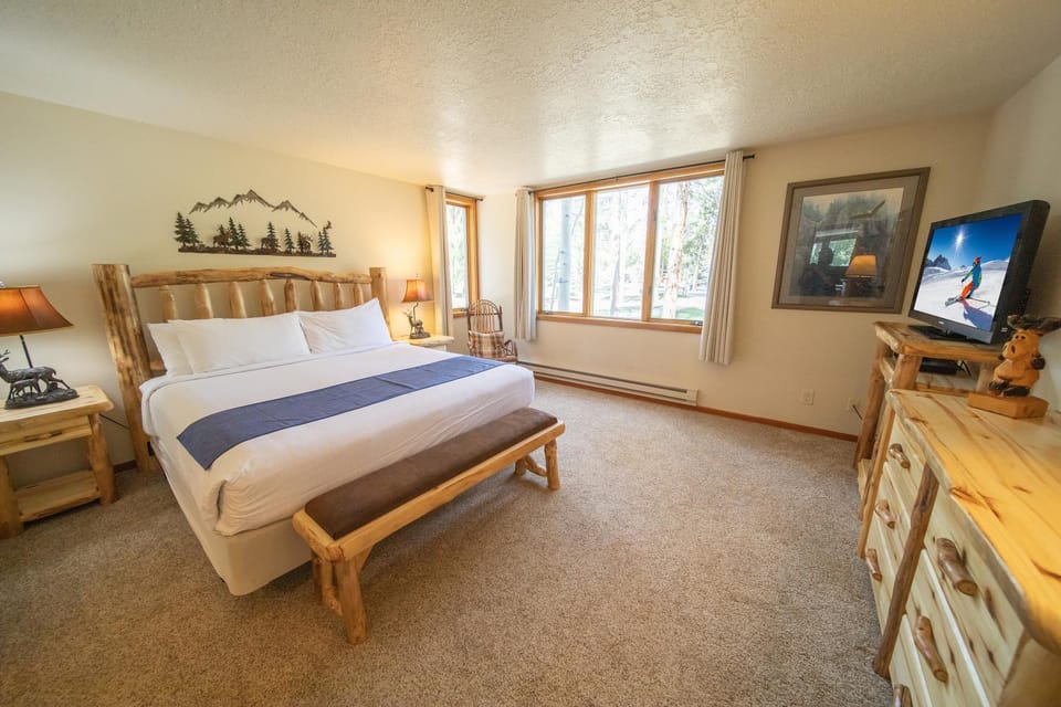 Pines 2147 by SummitCove Lodging House in Keystone