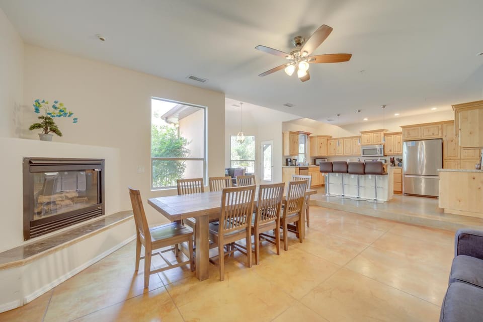 Red Rock State Park Views Sedona Home with Fire Pit House in Village of Oak Creek