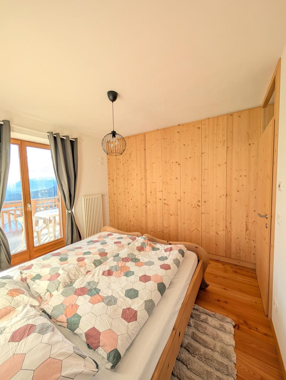 Bed, Photo of the whole room, Bedroom, wardrobe