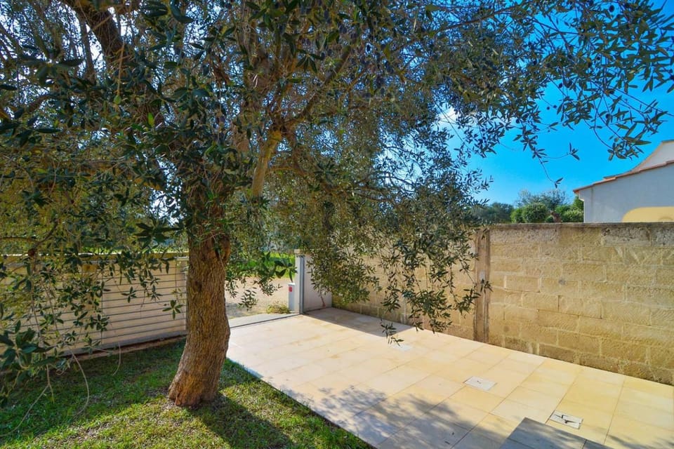 Boomerang Villas 5 - Villa Mina con Jacuzzi nel Boomerang Village a Torre Colimena Villa in Province of Taranto