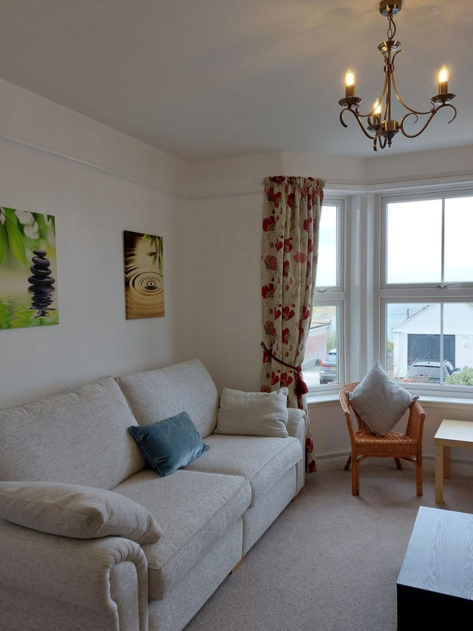 Property building, TV and multimedia, Living room, Seating area