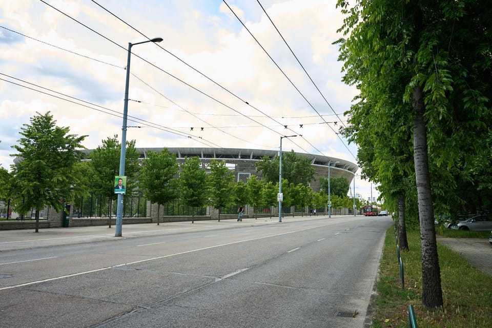 Neighbourhood, Landmark view