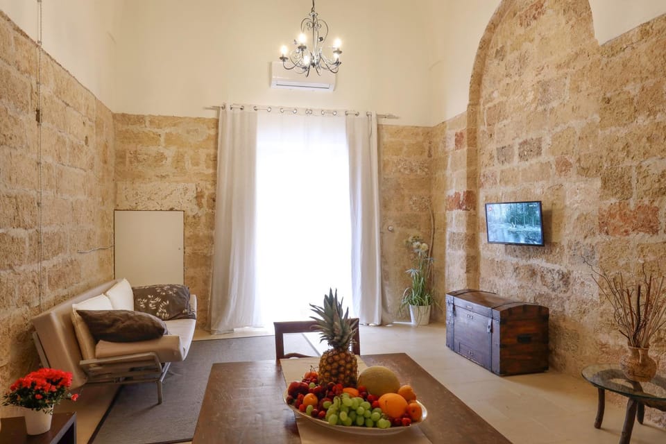 TV and multimedia, Seating area