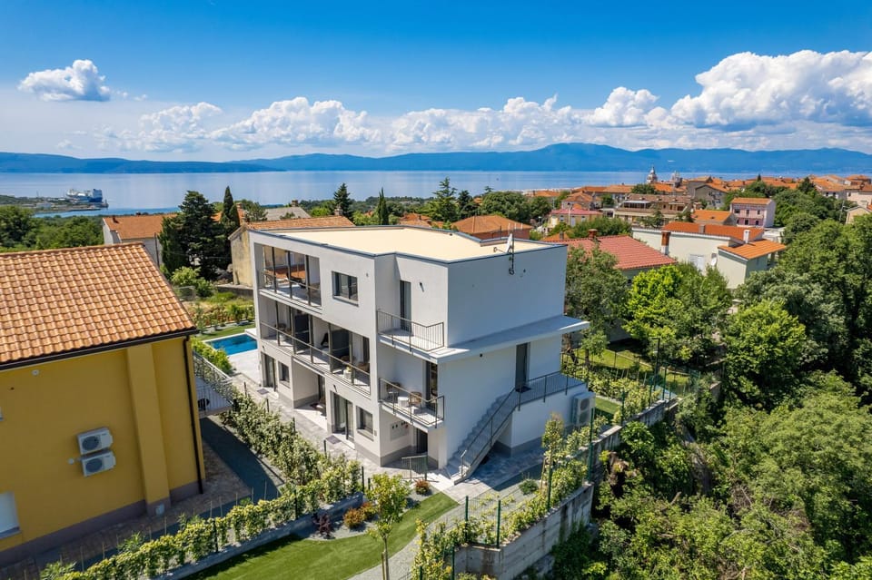 Property building, Natural landscape, City view, Sea view